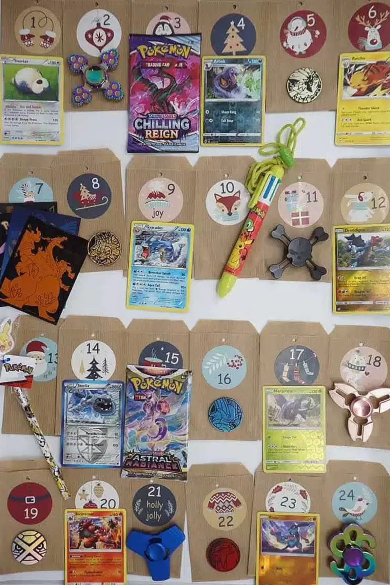 Pocket Monster Pokemon Julepakker Og Pakkekalendere-Fidget Spinner Og Pokemon Pakkekalender